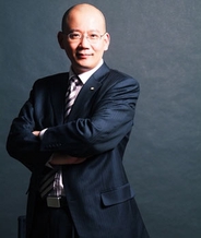 :《头脑风暴》现任主持曾任主持人袁岳